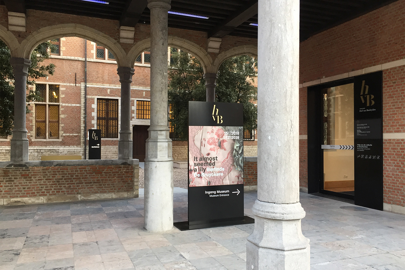 wayfinding Signage belgium museum wayfindingdesign