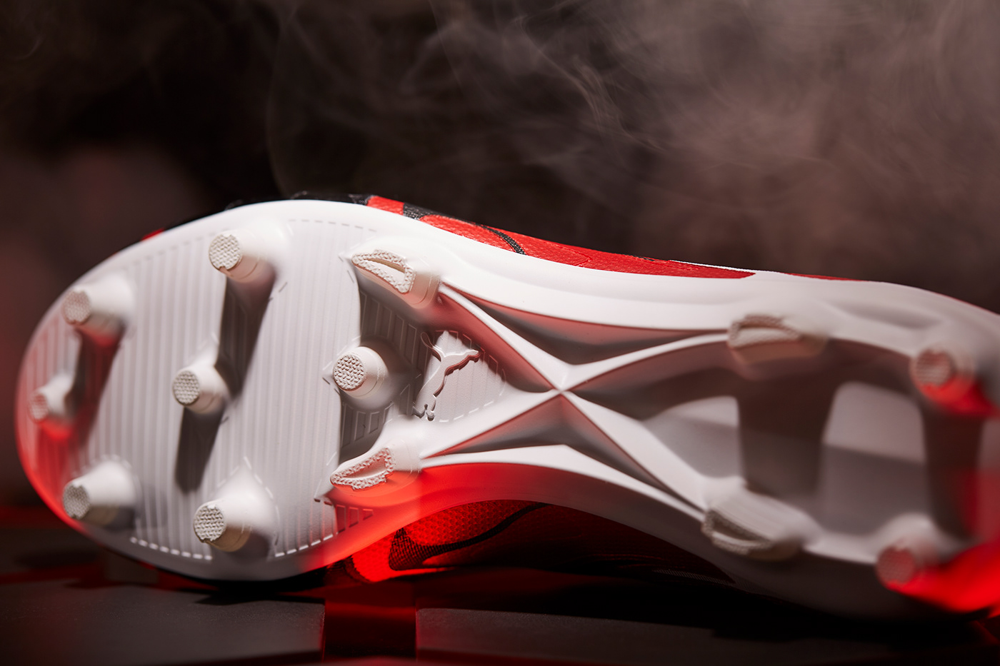 commercial future Photography  puma red retouching 