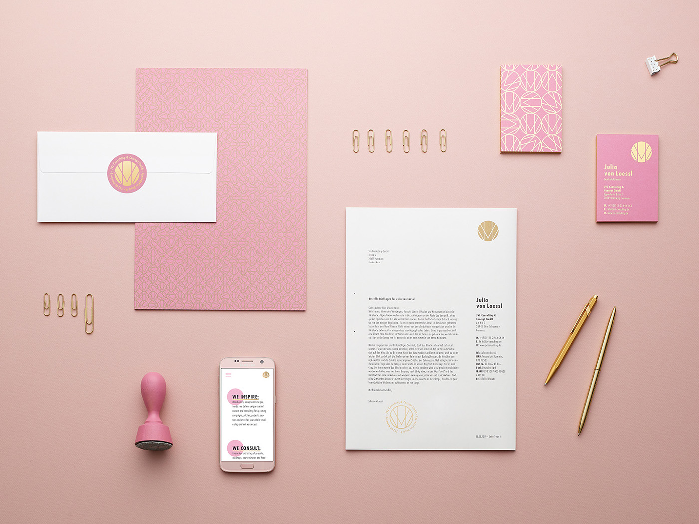 Julia von Lössl Corporate Design Logo Design Rapport-Pattern Consulting branding  Fashion  gold