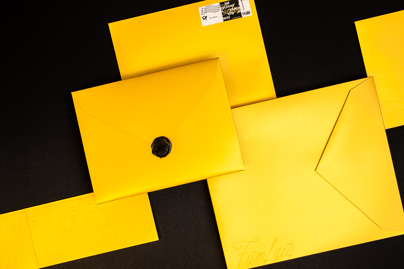 Goldene Kamera gold Hot Foil Blind Embossing stamps Goldbar black & white Invitation german oscars