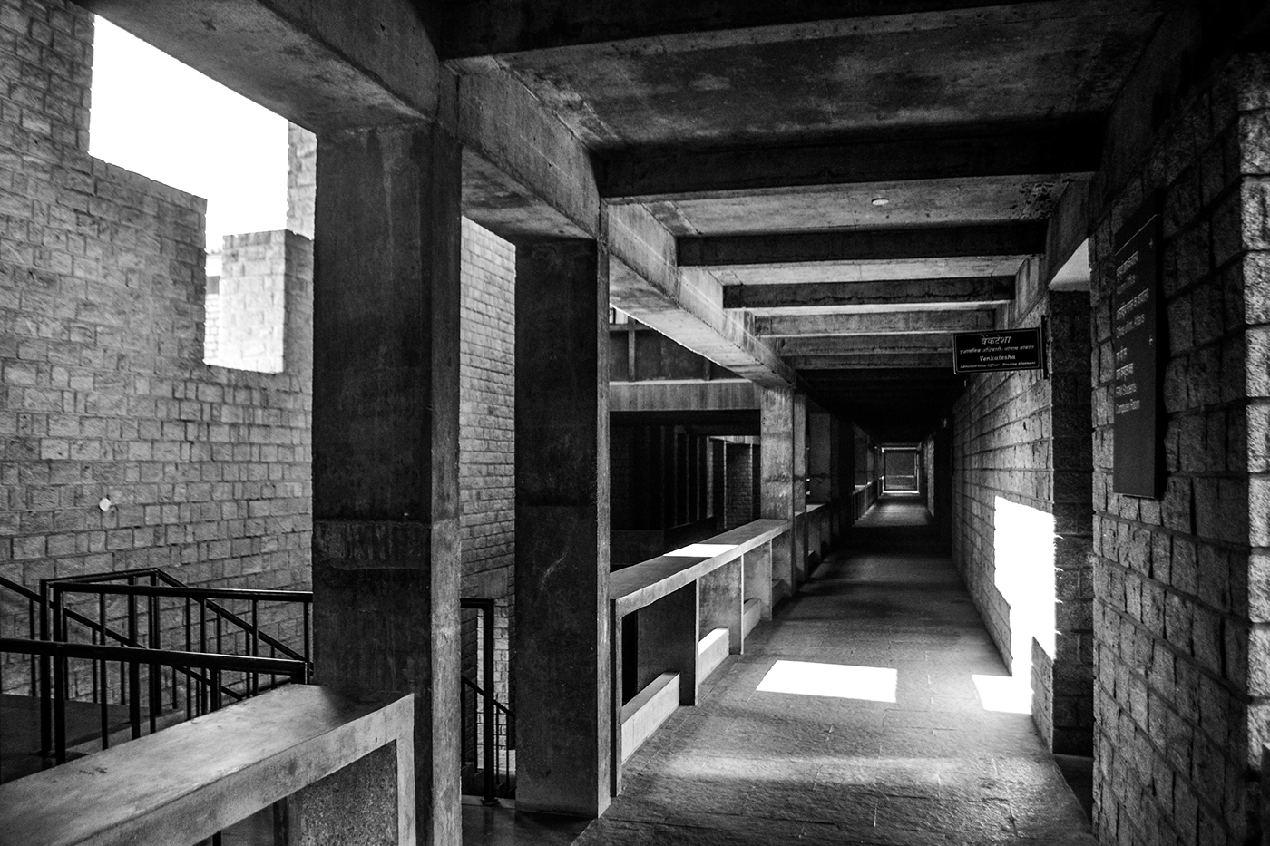 architecture IIM Bangalore bv doshi architectural photography black and white spaces people photo story