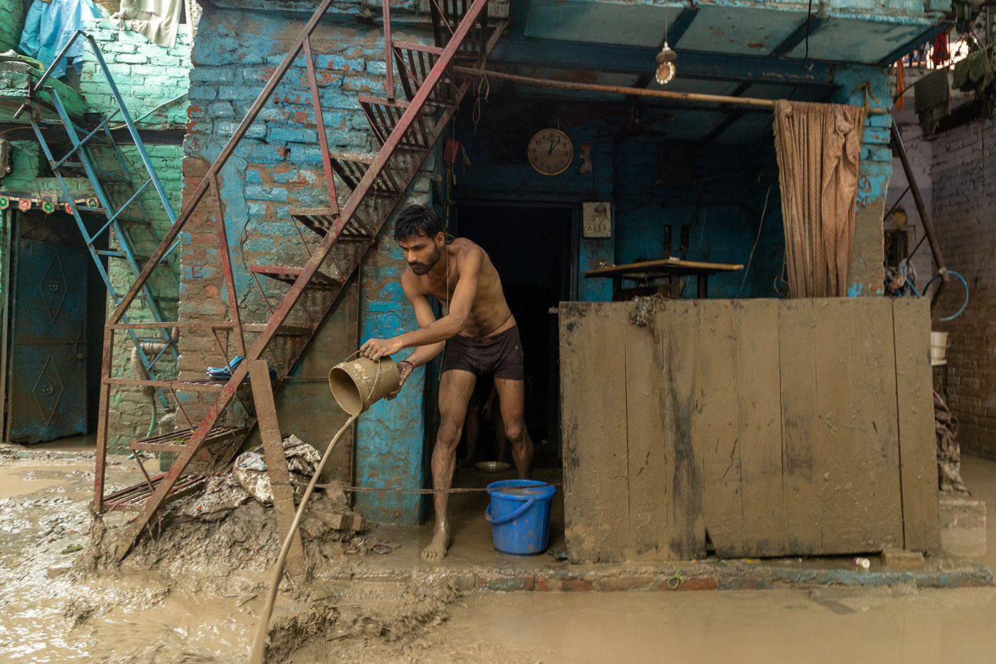 Delhi flood yamuna river pollution disaster photojournalism  reportage aftermath Documentary 