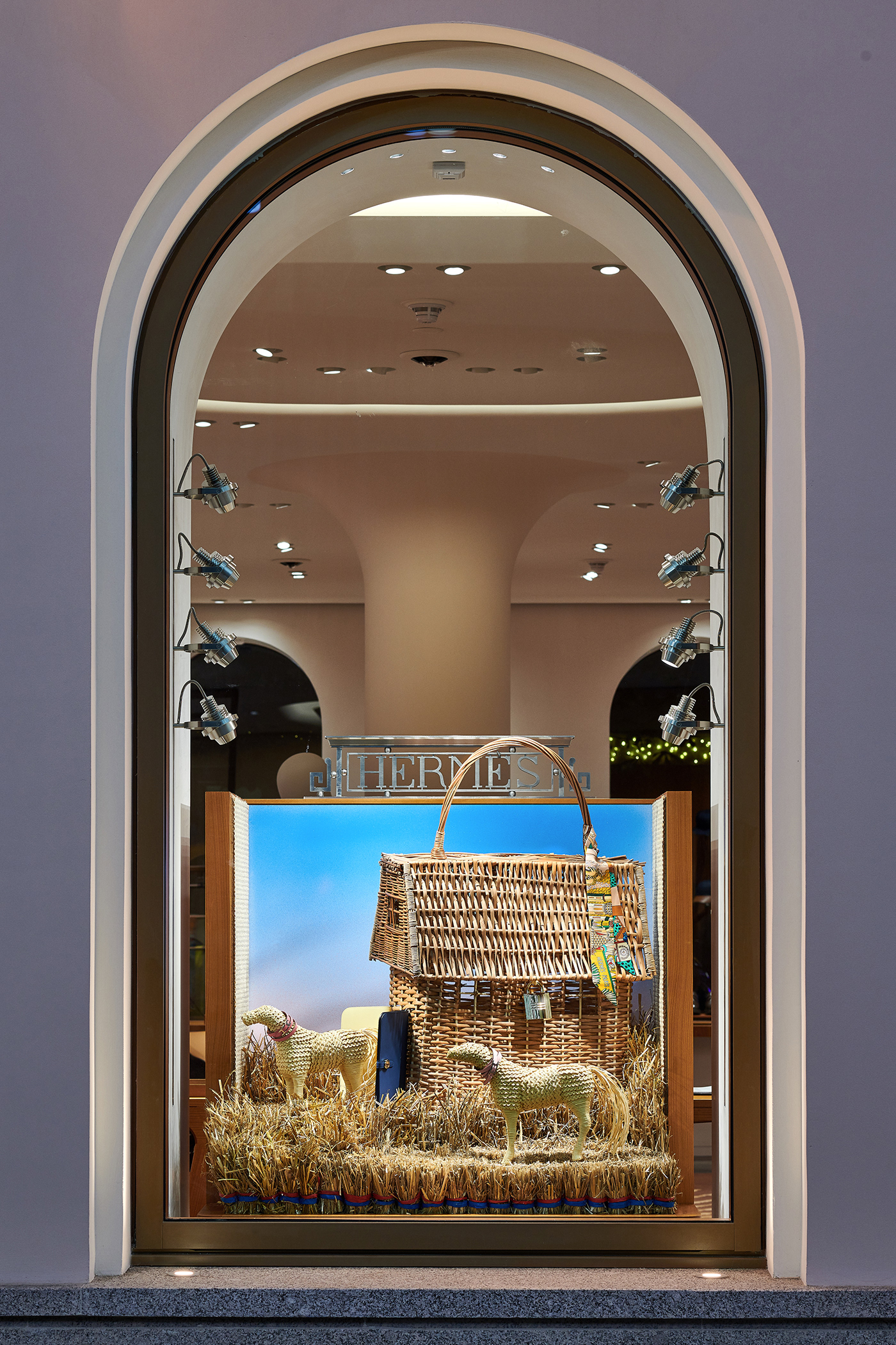 hermes horse Moscow Retail shop store design Window Display Window displays windows design