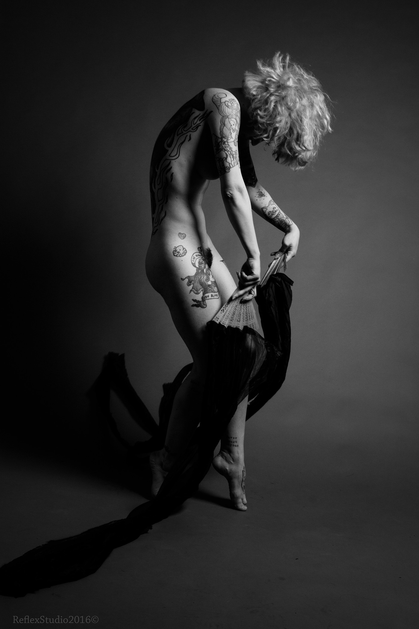 fan nude model art beuta Photography  body ink skin pose