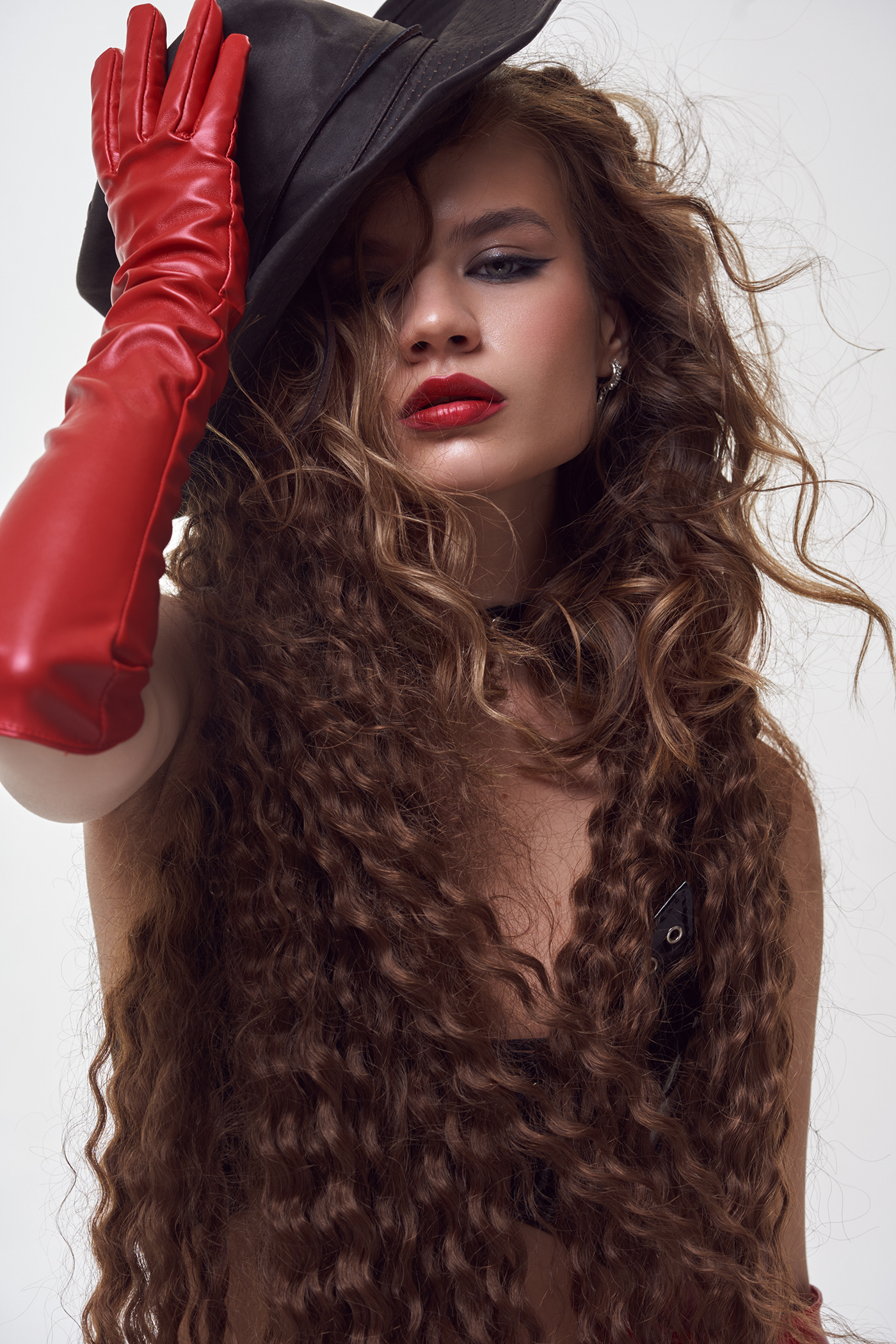 beauty editorial fashion photography magazine model photographer photoshoot retouch