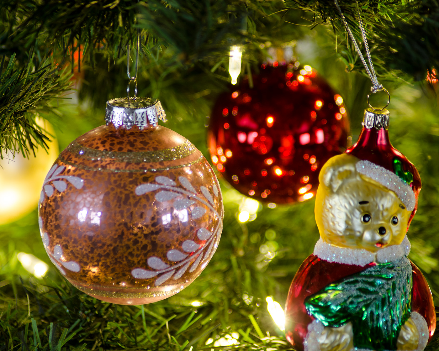 Christmas Tree  ornaments lights