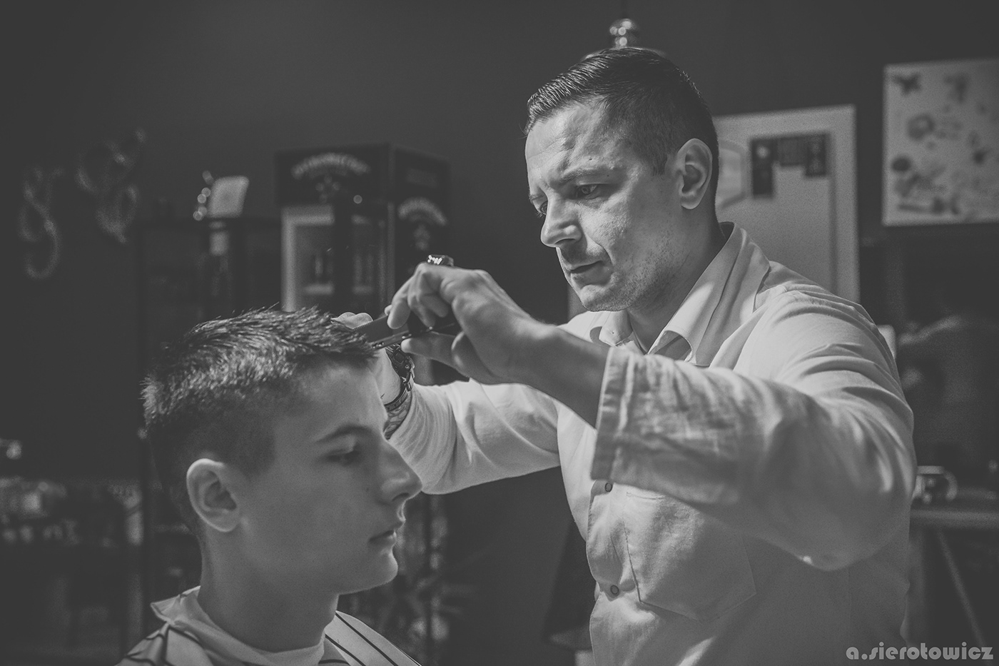 fryzjer barber beauty hairdresser man poland shaving commercial hair studio