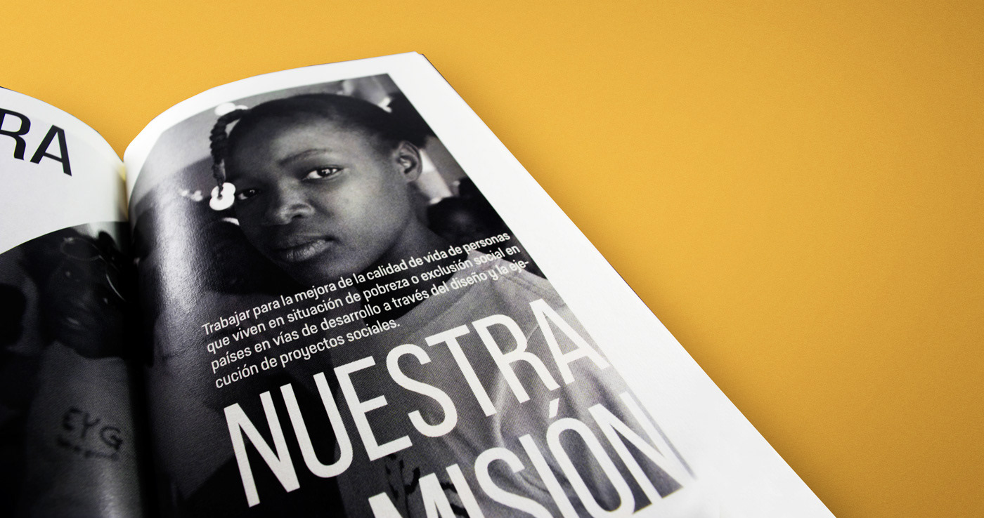 magazine cover revista InDesign design graphic children charity ong NGO