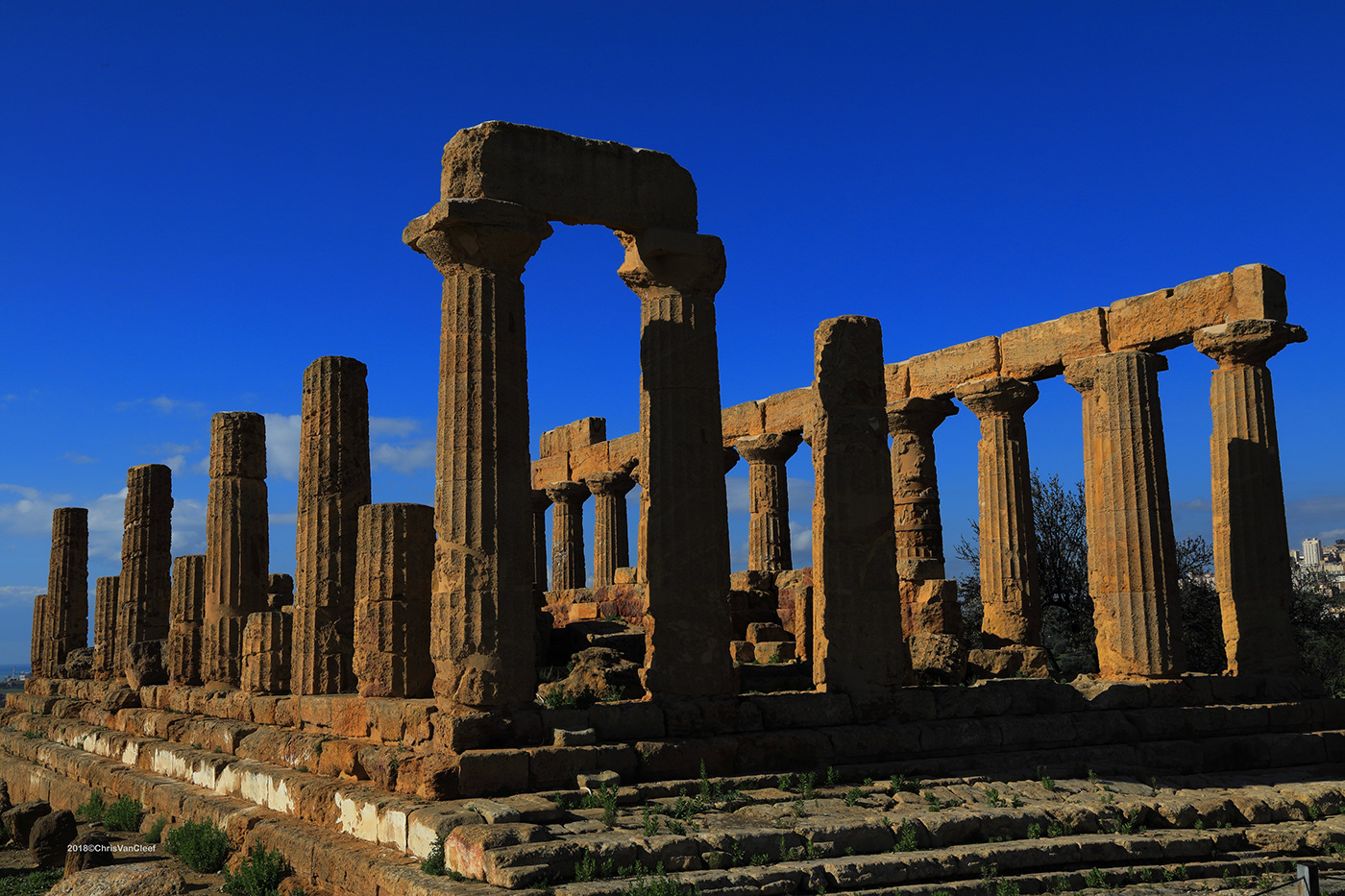 agrigento Icarus valle del templi sicily juno concordia greek temples
