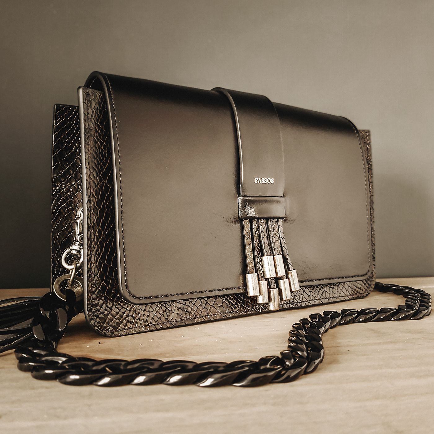 CrossbodyBAG leather leatherbag leatherbags leatherpurse luxurybags luxurygoods shoulderbag