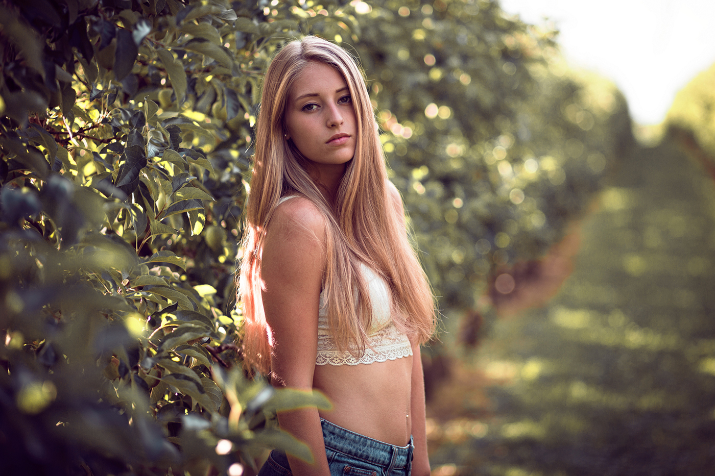 Outdoor portrait blonde vintage sexy sunset lifestyle field Young Canon