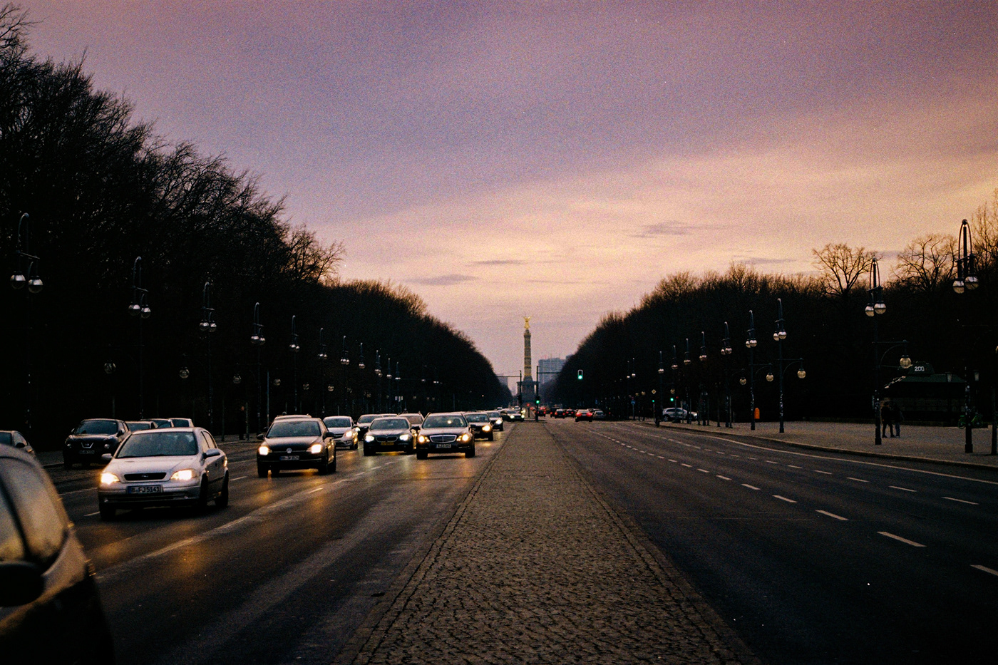 berlin eastsidegallery Memorial wall panoramapunkt germany analog Film   35mm