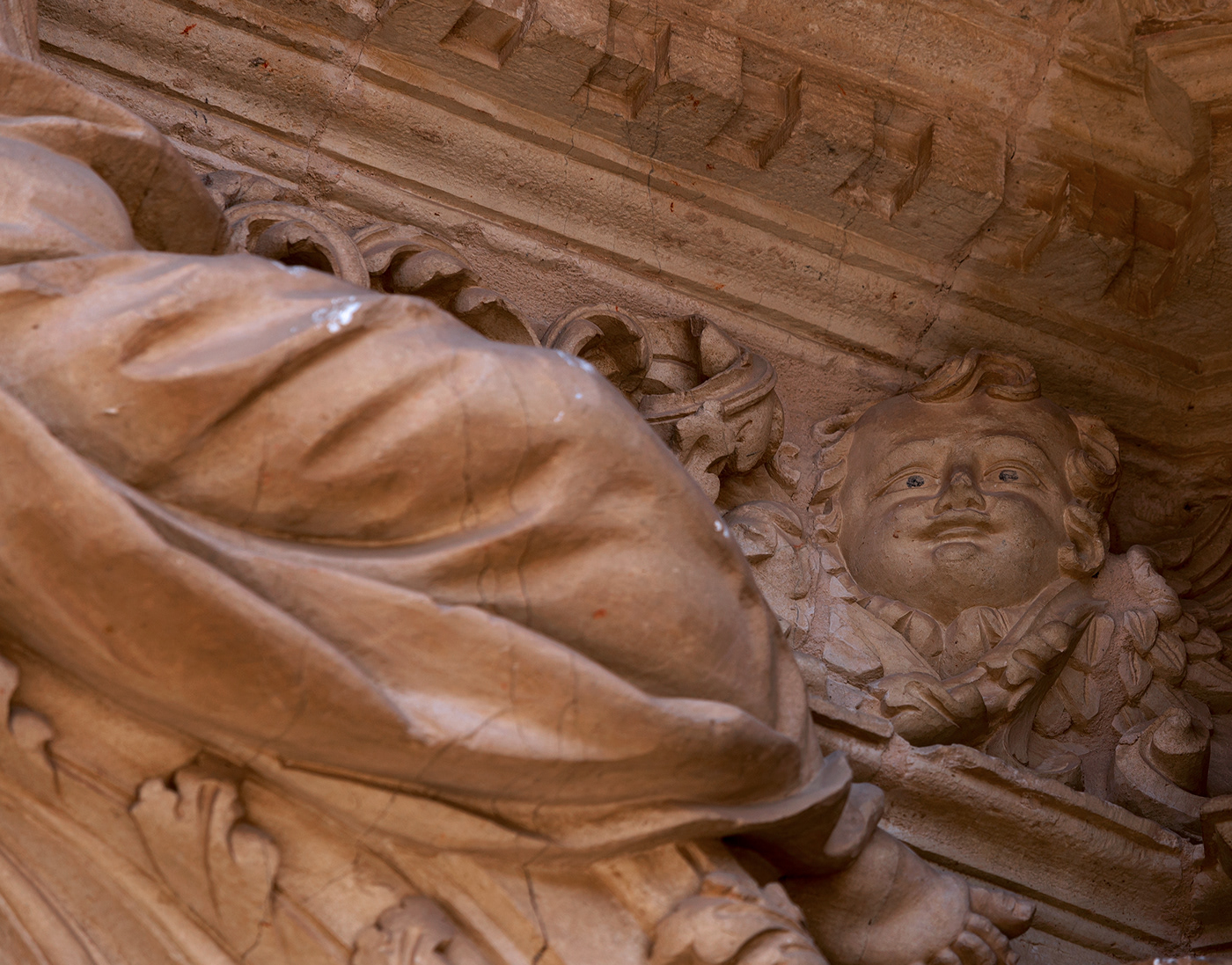 angel arquitectura arte Astorga Castilla catedral escultura españa europa Leon