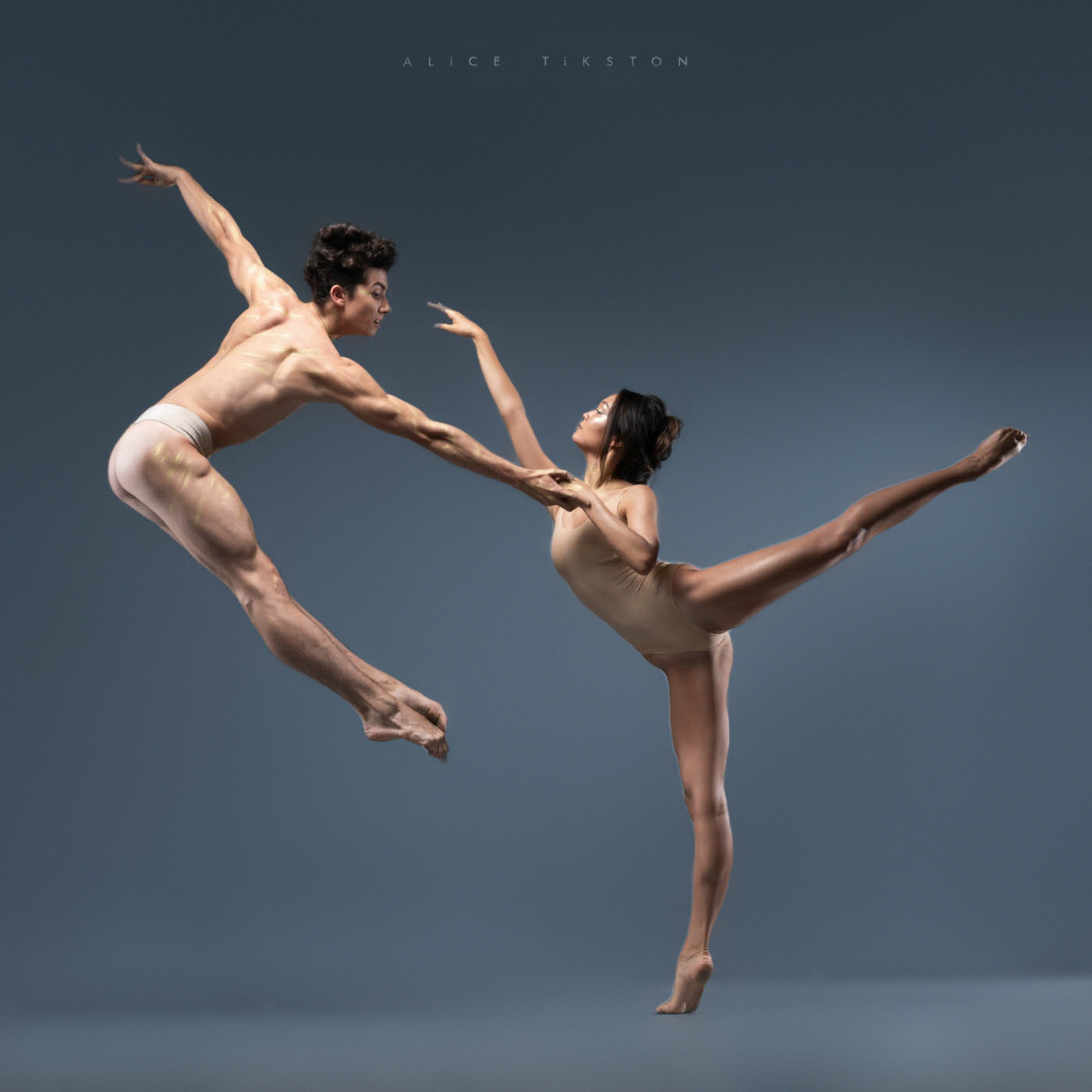 ballet DANCE   dancer drama duo gold naked Performance sculptural Theatre