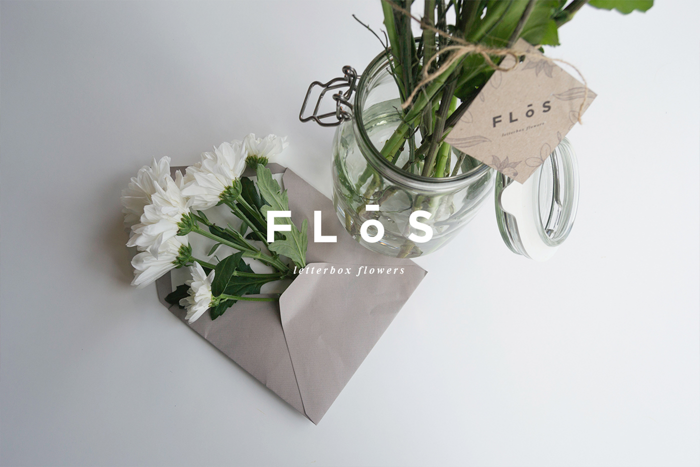 Flowers florist onlineflorist logodesign logo flower Flos Nature floral White green purple Kraft kraftpaper