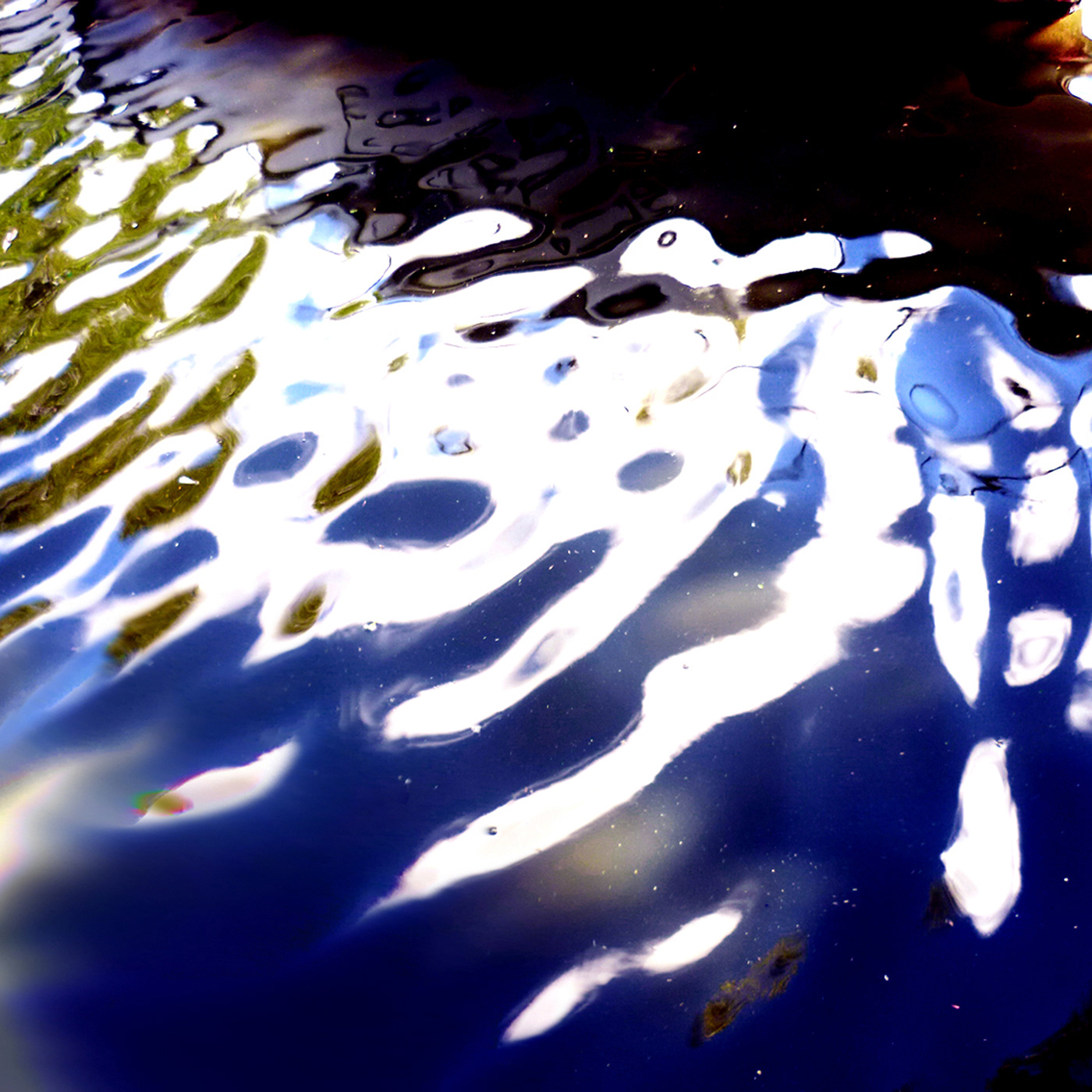 liquide reflet water Photography  aléatoire organic psychedelic Surface Pattern vague visual effect
