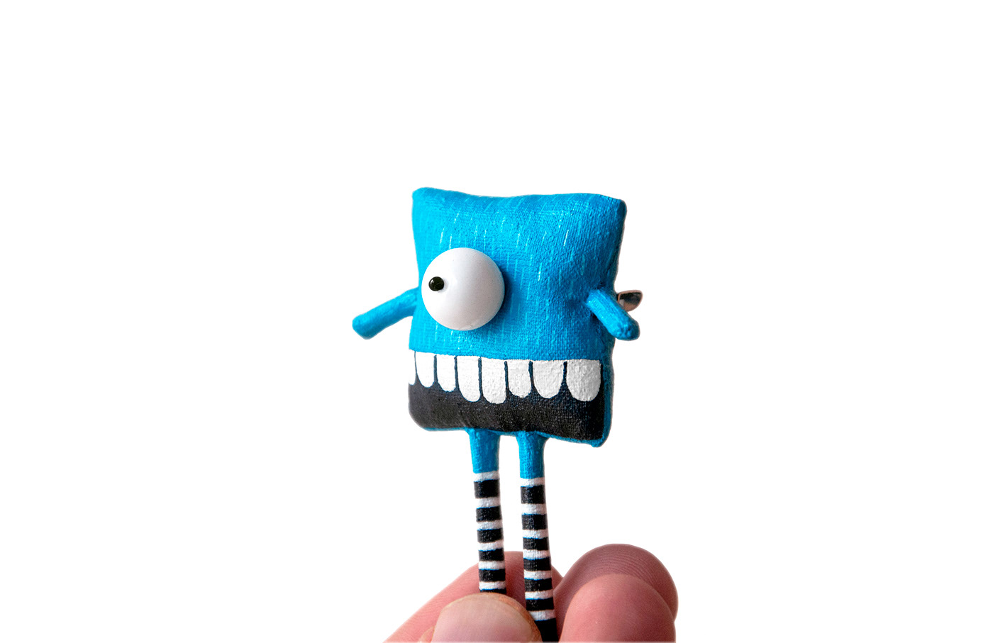 monster marlitoys crazy toys Little gifts Painted Sculpture handmade toys brooch Character design  character animation accessories