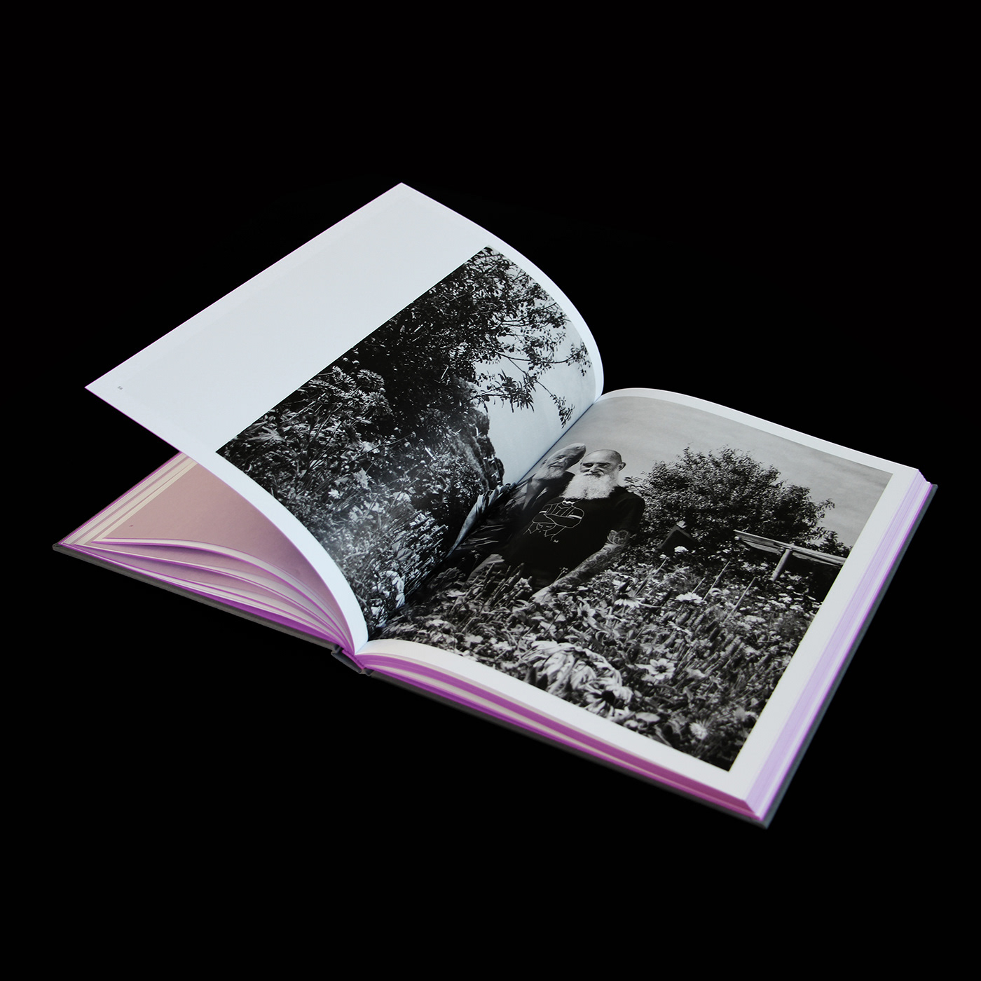 Bookdesign colored edges coverdesign editorial design  linen book photobook robin de puy