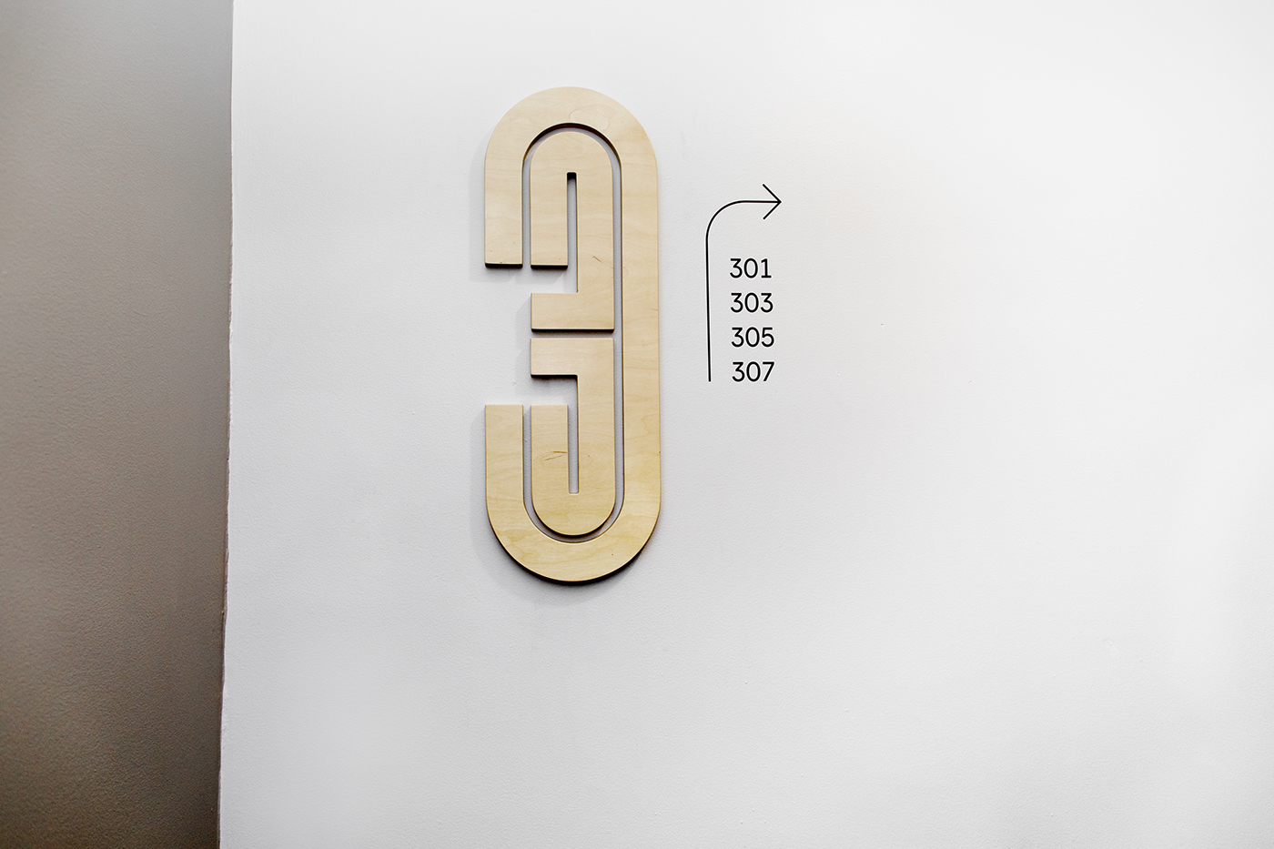 typography   Typographie lettrage lettering Signage signalétique Montreal Olympique olympic wood