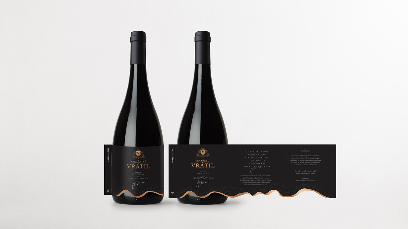 wine vineyard coat of arms heraldic logo Label etiquette bottle luxury package