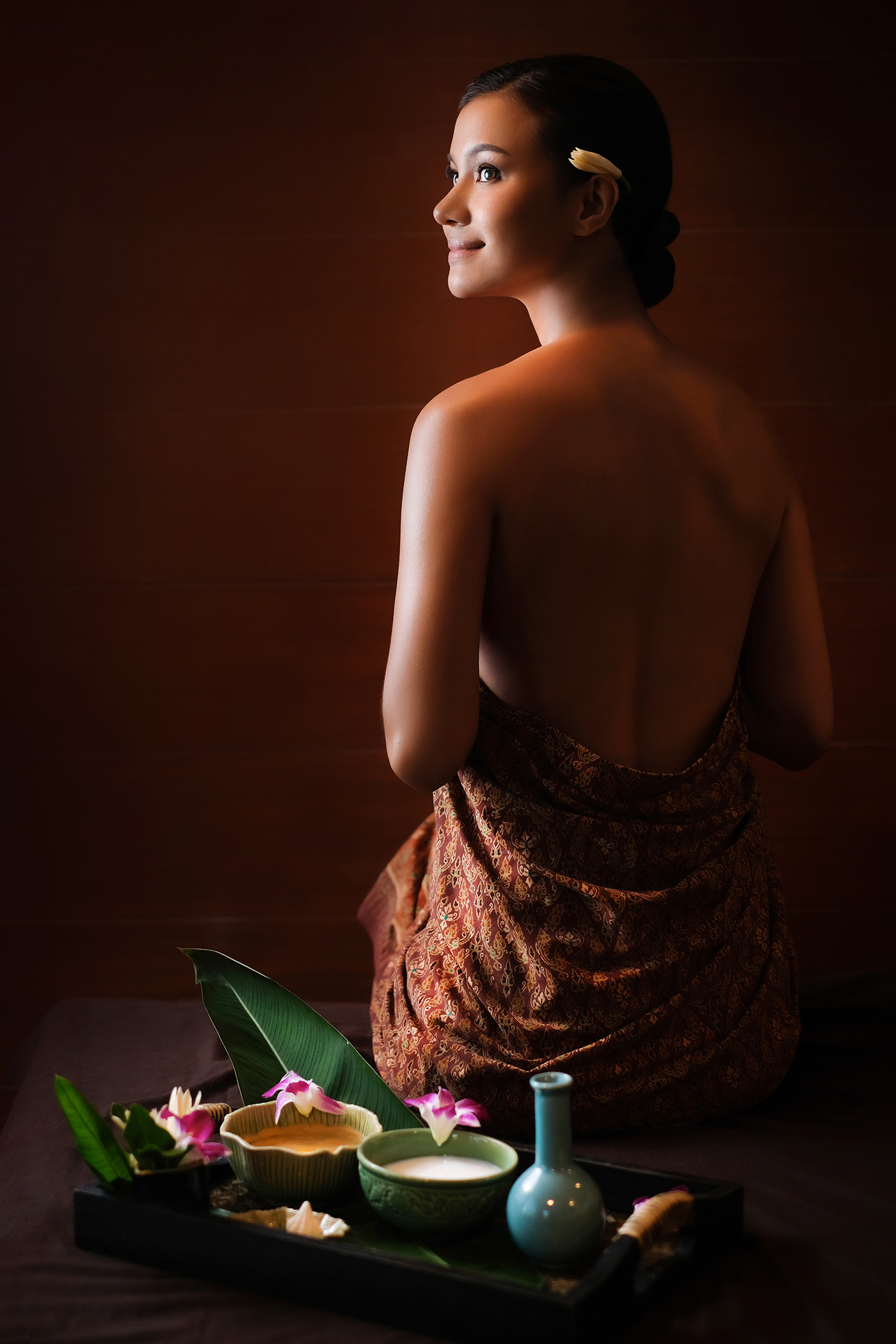 Spa model Thai massage Fashion  oriental beauty soft gold