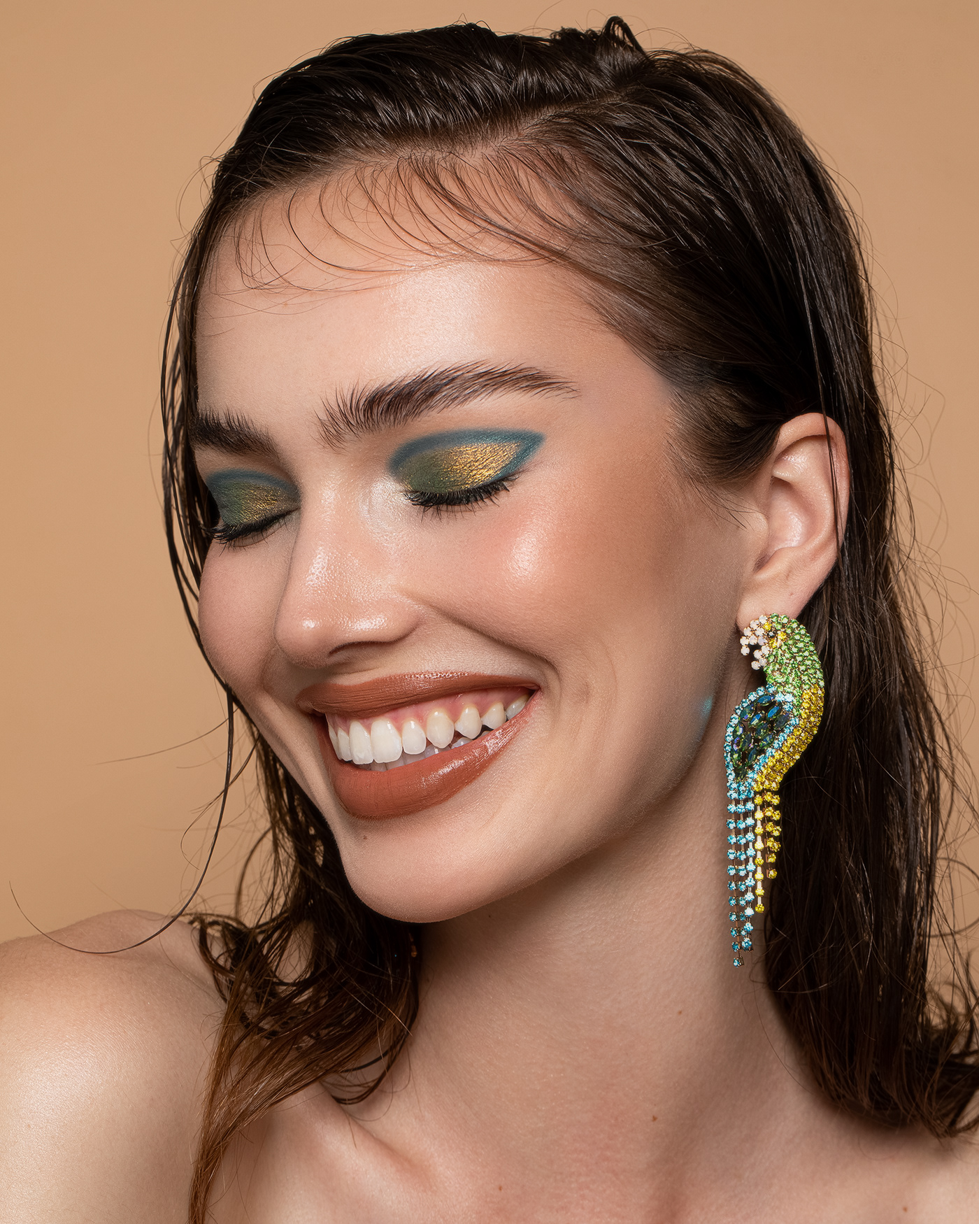 beauty makeup model MUA photographer photoshoot portrait retouch retoucher woman