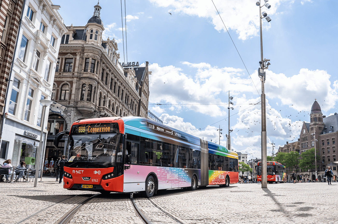 amsterdam bus nthnrs openbaarvervoer pride tram