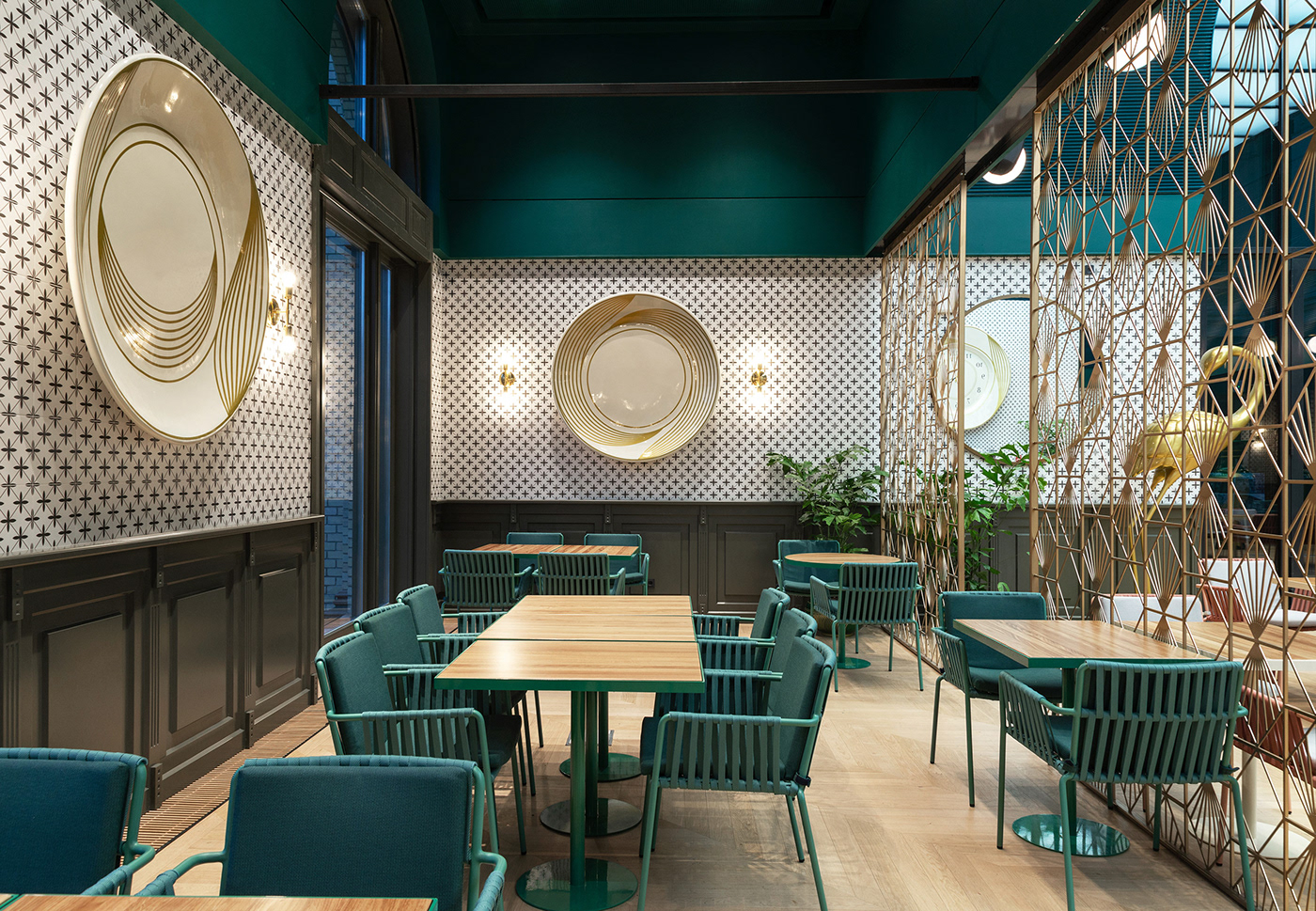 restaurant interior cafe interior Grand Cafe art nouveau Deep green interior Zsolnay