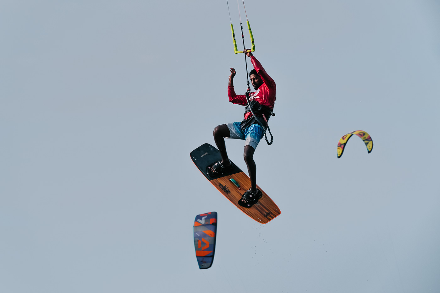 Surf sportphotography Kitesurf windsurf sports Duotone Sri lanka Kitesurfing Kite Waterphotography