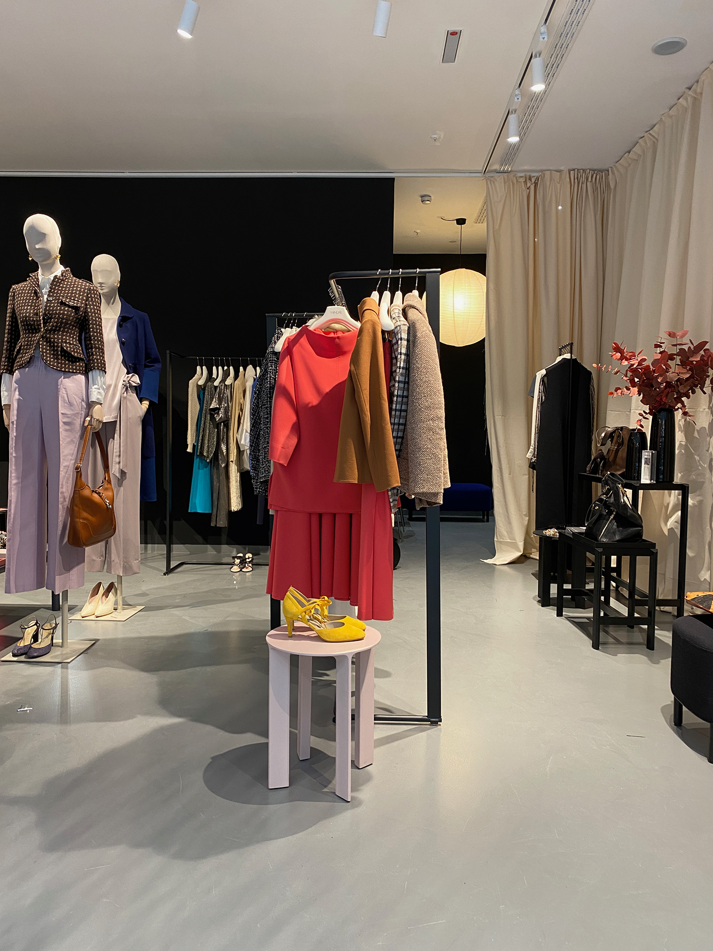 Collaboration Fashion  pop up store design Style styling  stylist vintage Visual Merchandising womenswear