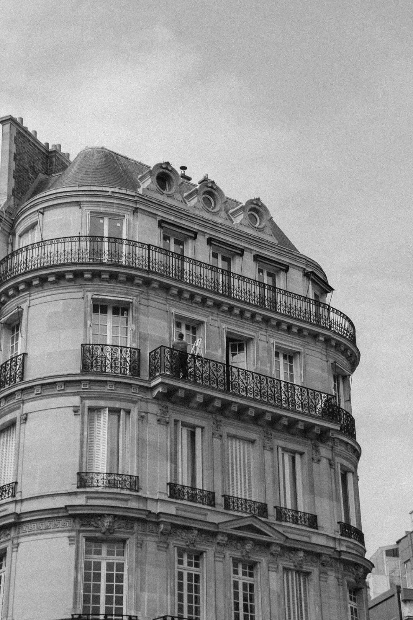 Paris Street streetphotography digital Photography  bw blackandwhite bwphotography digitalphotography people