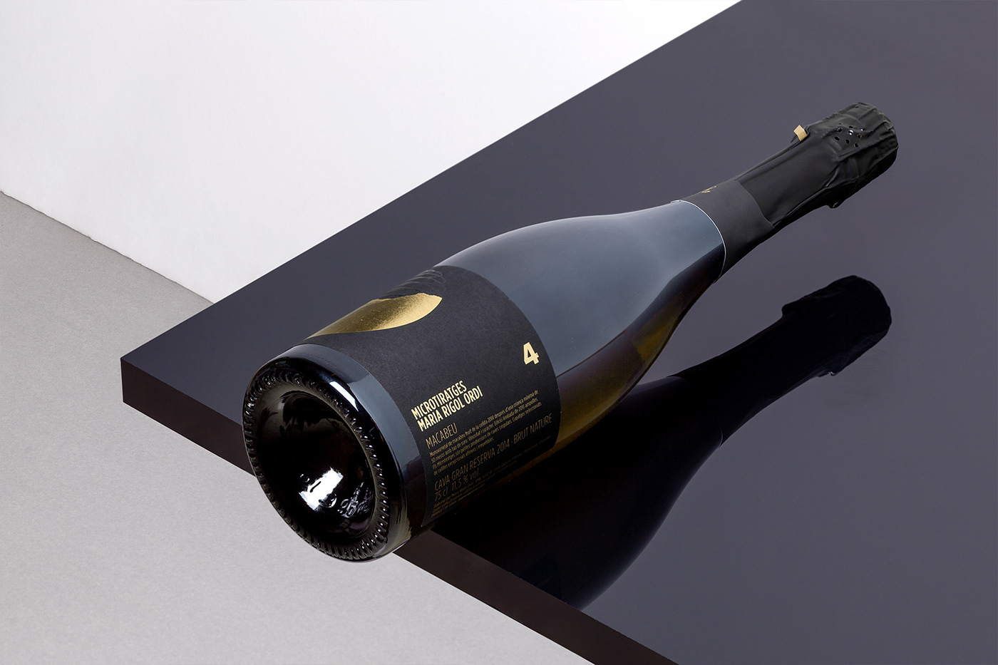 atipus graphic design  Label label design Packaging wine