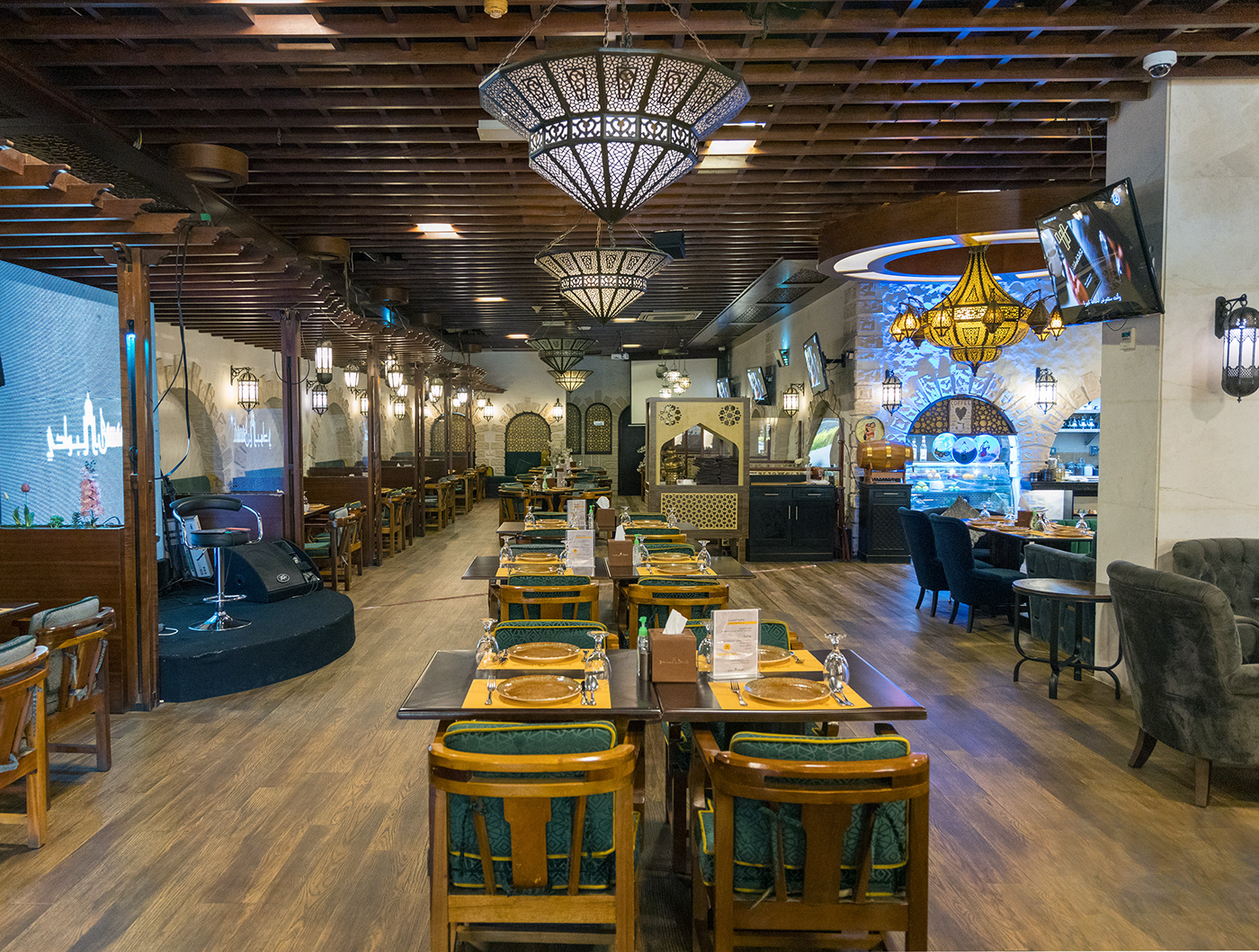 ambiance atmosphere dubai Interior interior design  Photography  photoshoot restaurant