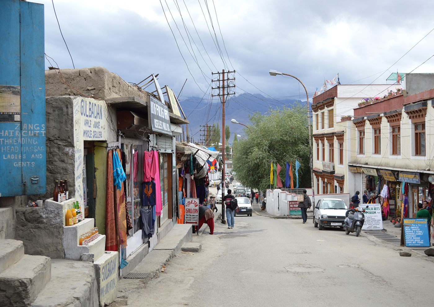 trip soul searching ladakh Jammu Kashmir mountains himalayas spirituality monks monastary culture Nature Pahadi leh wood