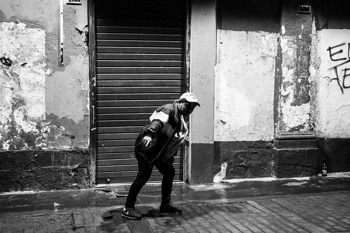 Calle fotocallejera Photography  photographer monocrome black and white monochrome lima Fotografia Documentary 