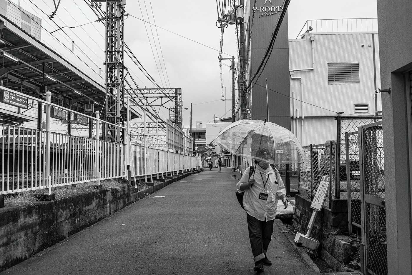 black and white japan monochrome osaka prefecture street photography