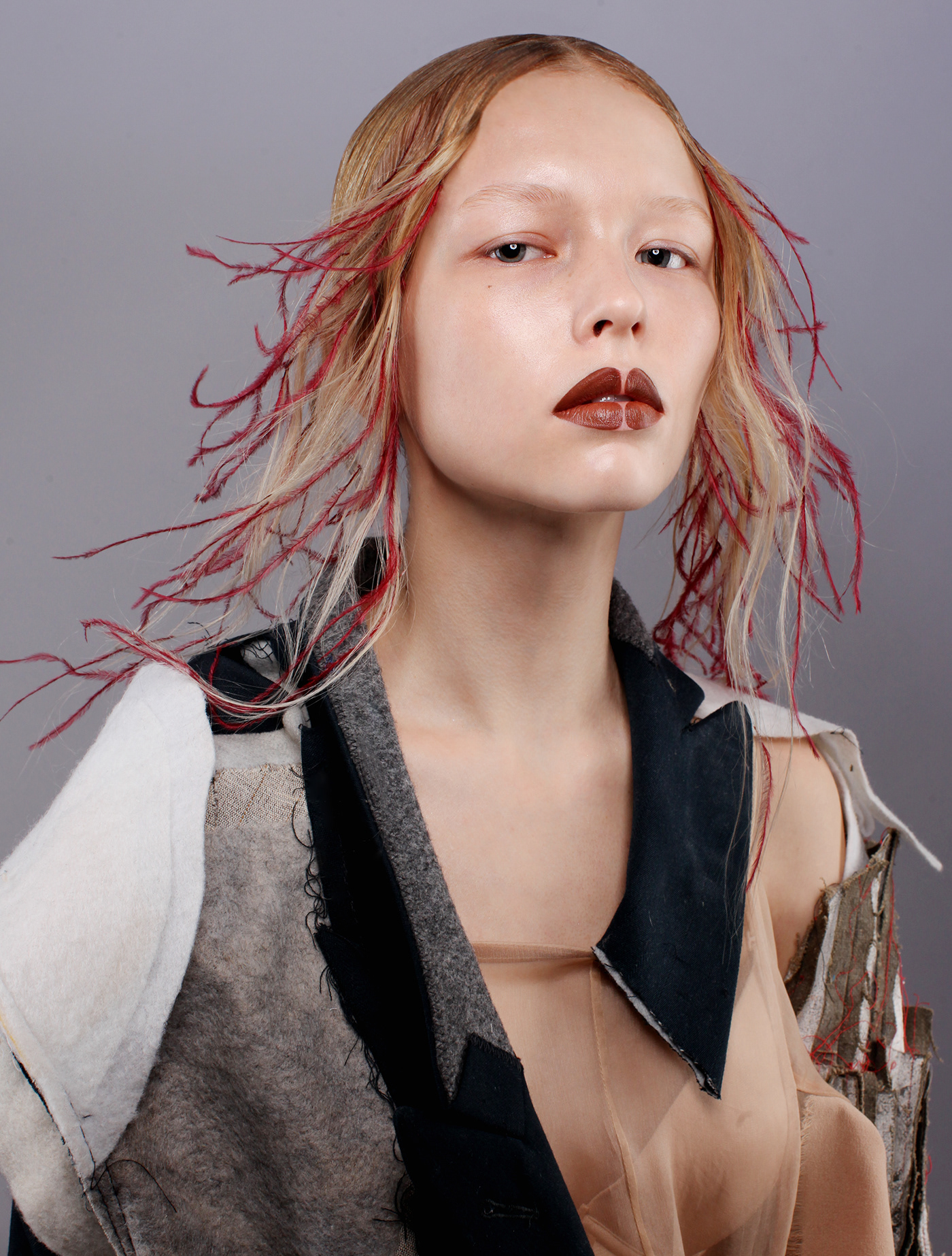 beauty talirutman feathers face margiela designer creative golden makeup hairstyle