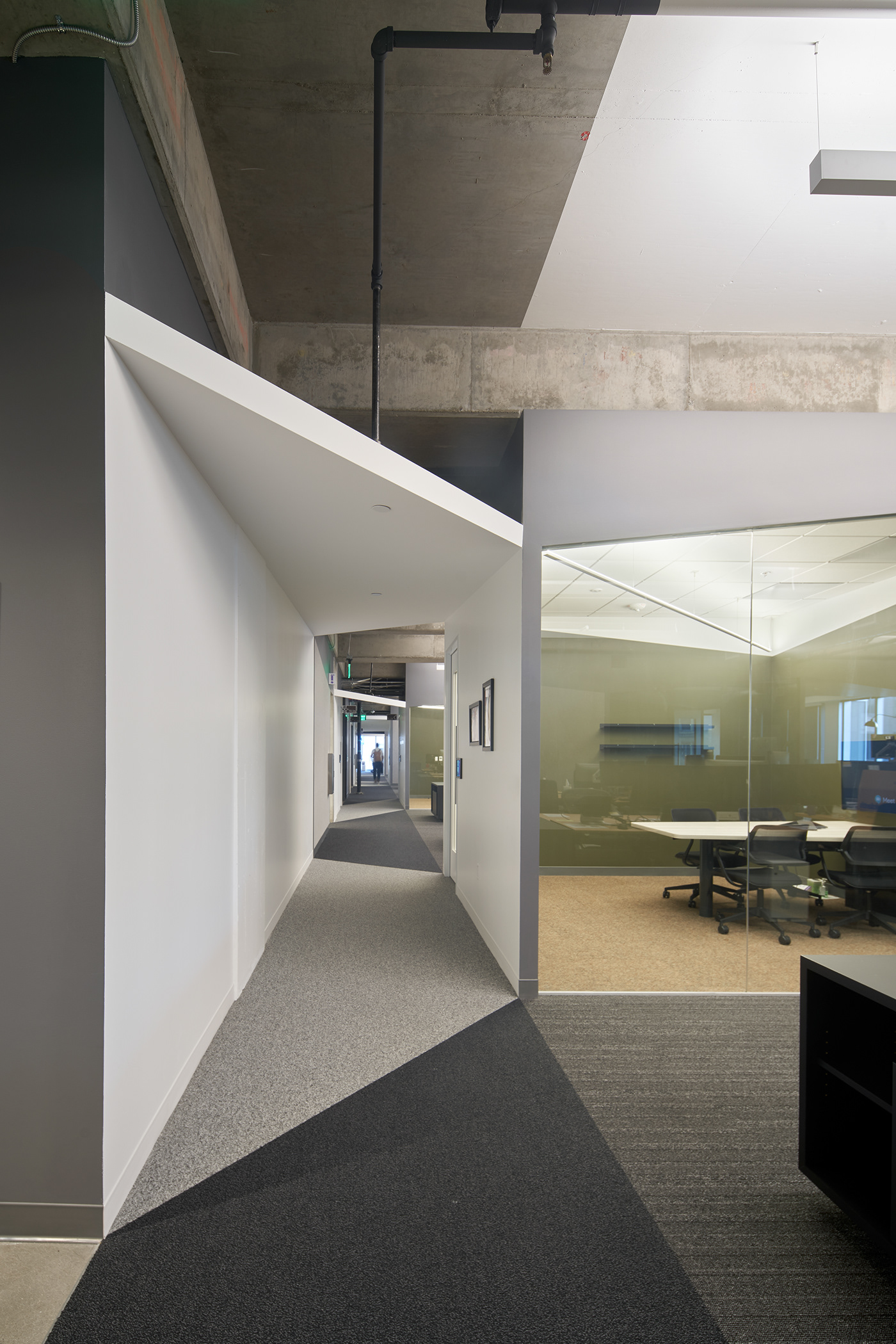 IwamotoScott architecture san francisco Twitch workspace stair interior design  video gaming