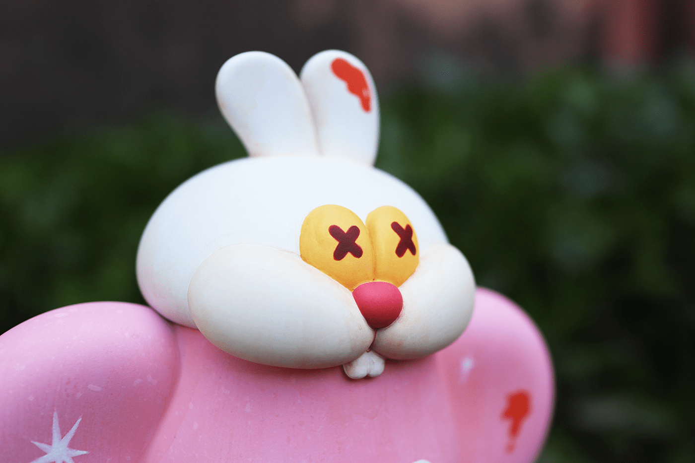 arttoy Character designertoy figure rabbit resintoy