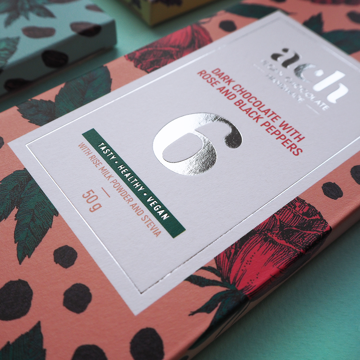 package packagingdesign chocolate vegan chocolatepackaging   ILLUSTRATION 