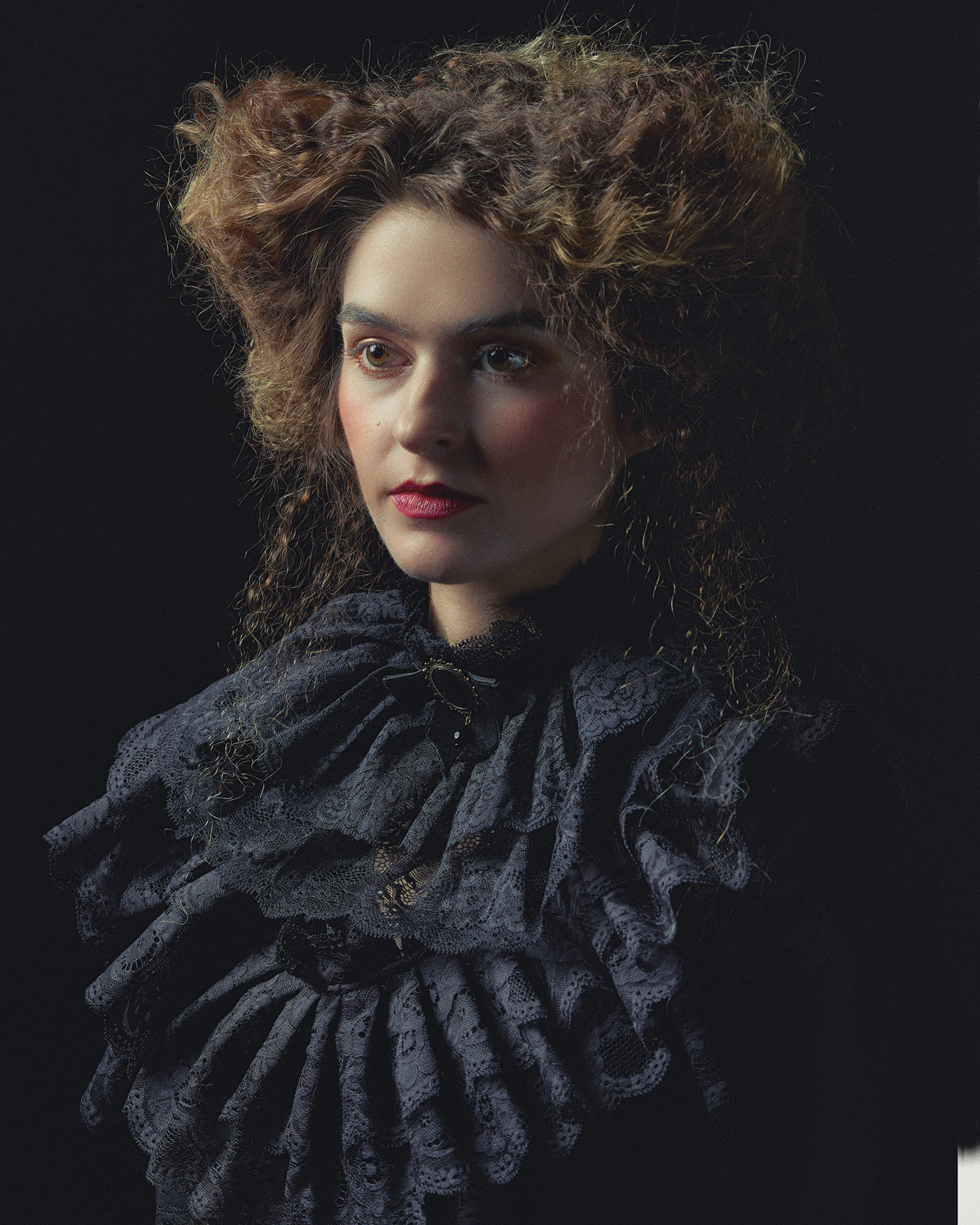 hair hairstyling Edwardian Renaissance collar crochet Portraiture Hair Creation