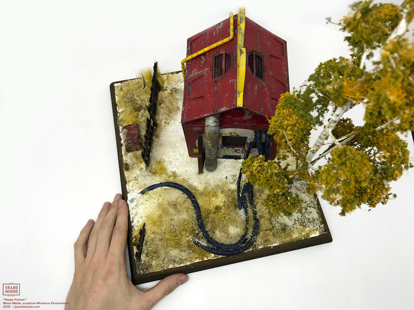 miniature art surrealism sculpture grandmondo Realism handmade Dystopia abandoned artist McDonalds