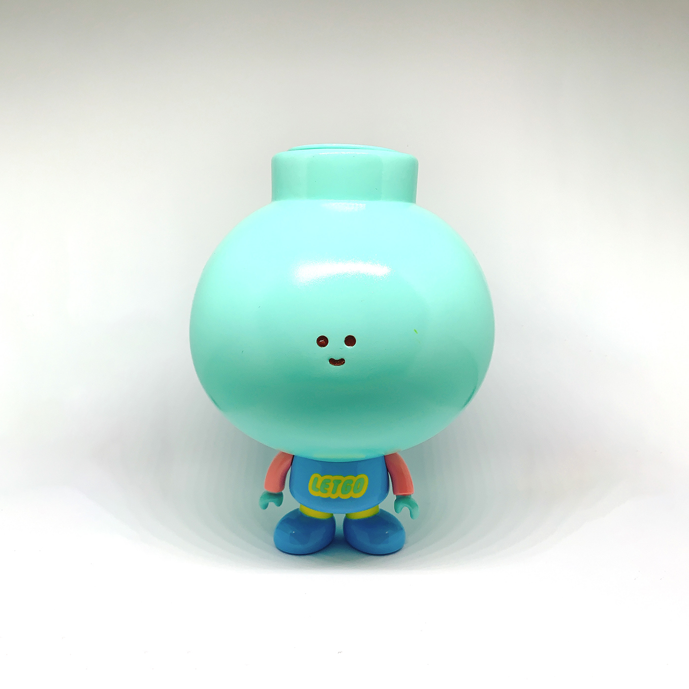 art toy artist bubi au yeung Character design  collectible designer toy Hong Kong letgo taiwan vinyl toy
