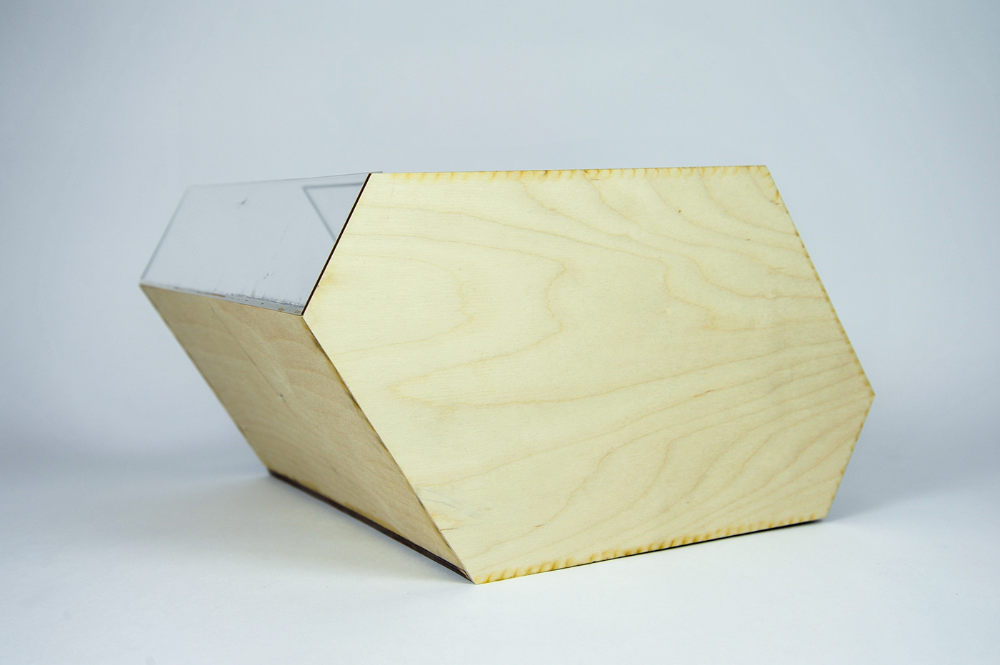 ID industrial design  furniture Desk Organizer Minimalism wood plexi Office