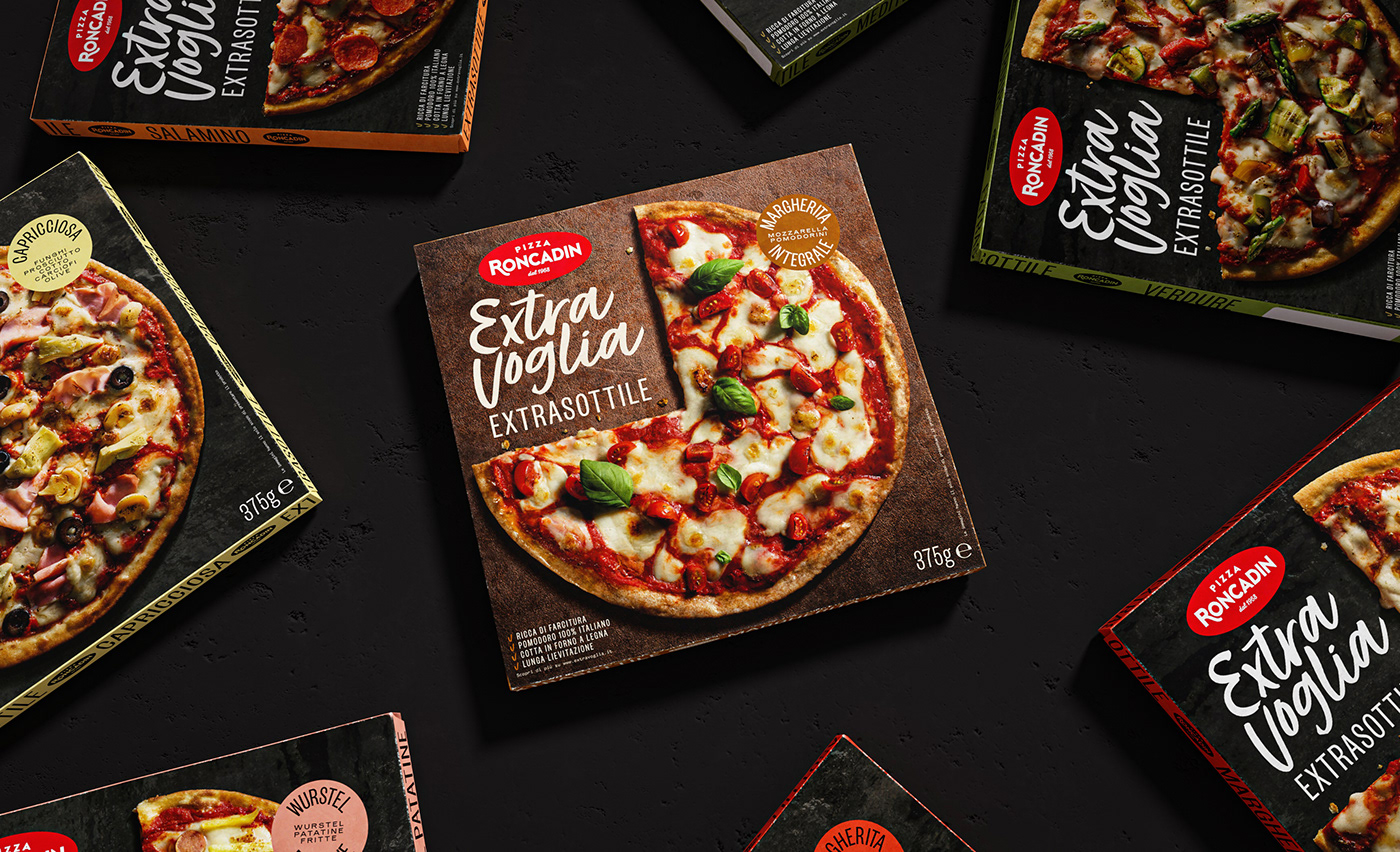 branding  Fast food Food  logo Packaging packaging design photo Photography  Pizza typography  