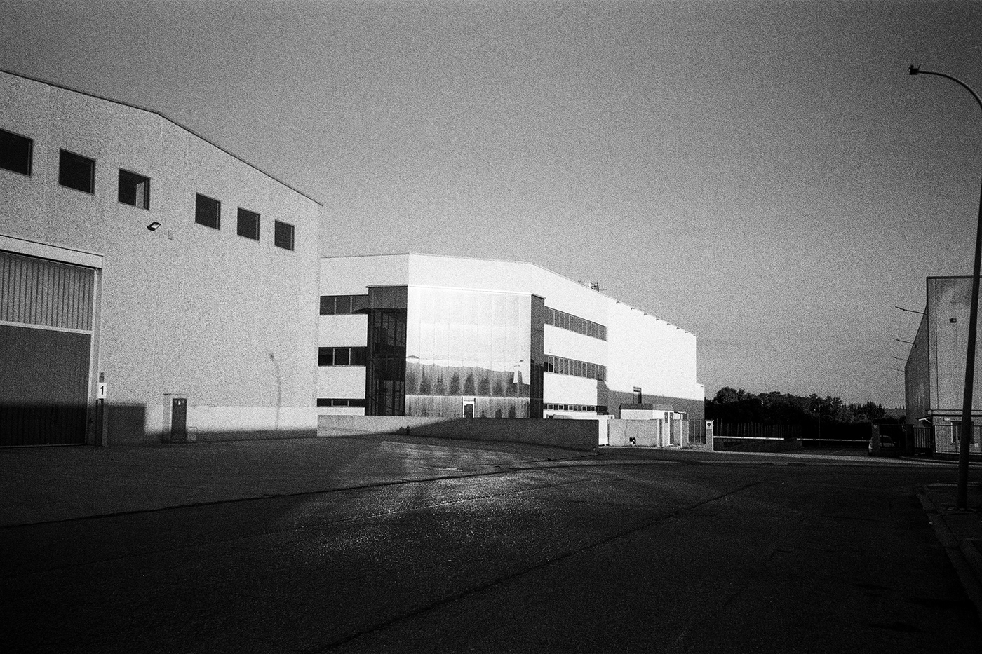 35mm Film   hp5 ILFORD industrial Photography 