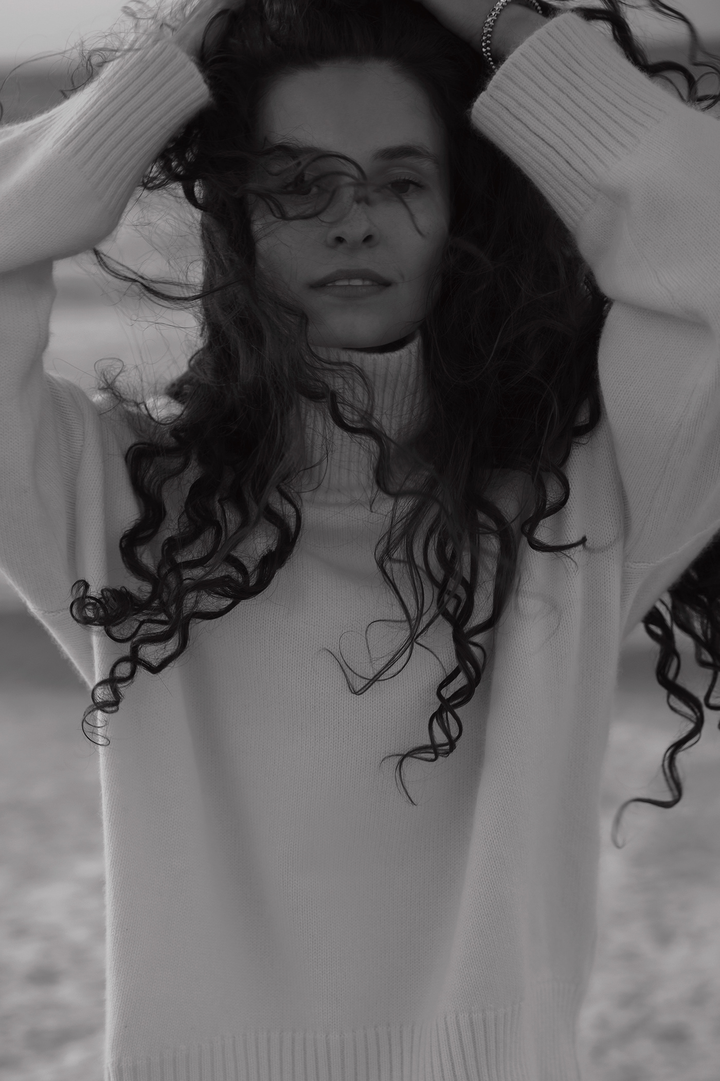 beach dubai editorial julia chernih karina ross model photographer portrait UAE карина росс