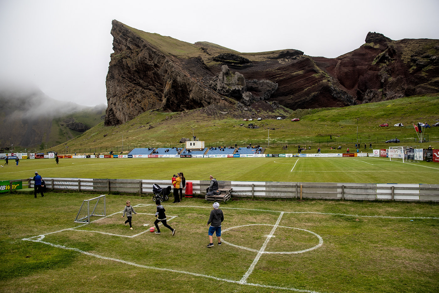 Photography  photojournalism  football iceland sports