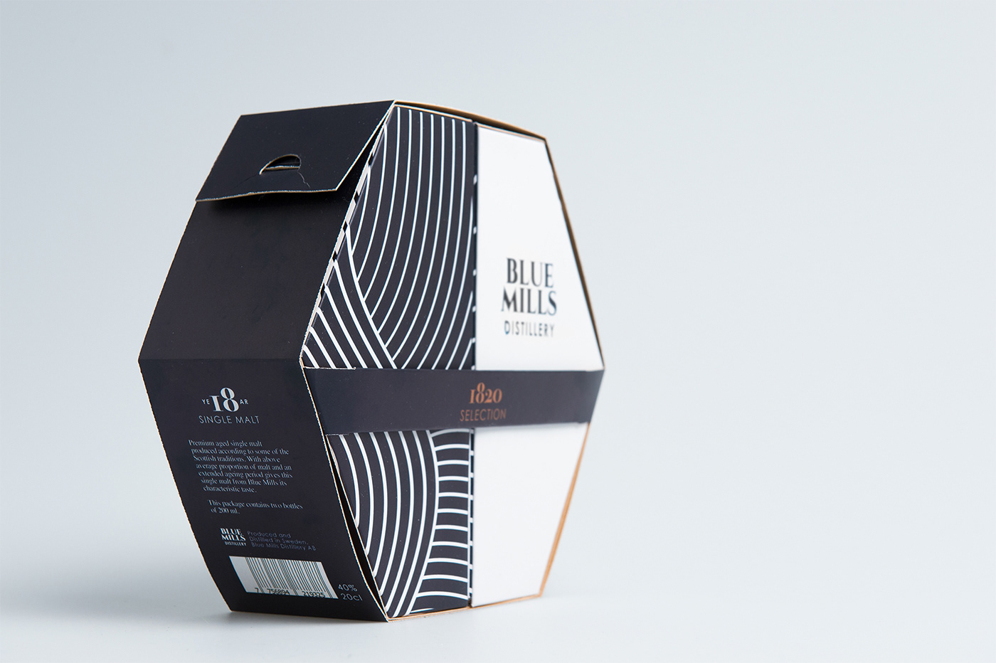 package package design  PIDA Nominee Packaging branding  ILLUSTRATION  Whiskey premium unboxing