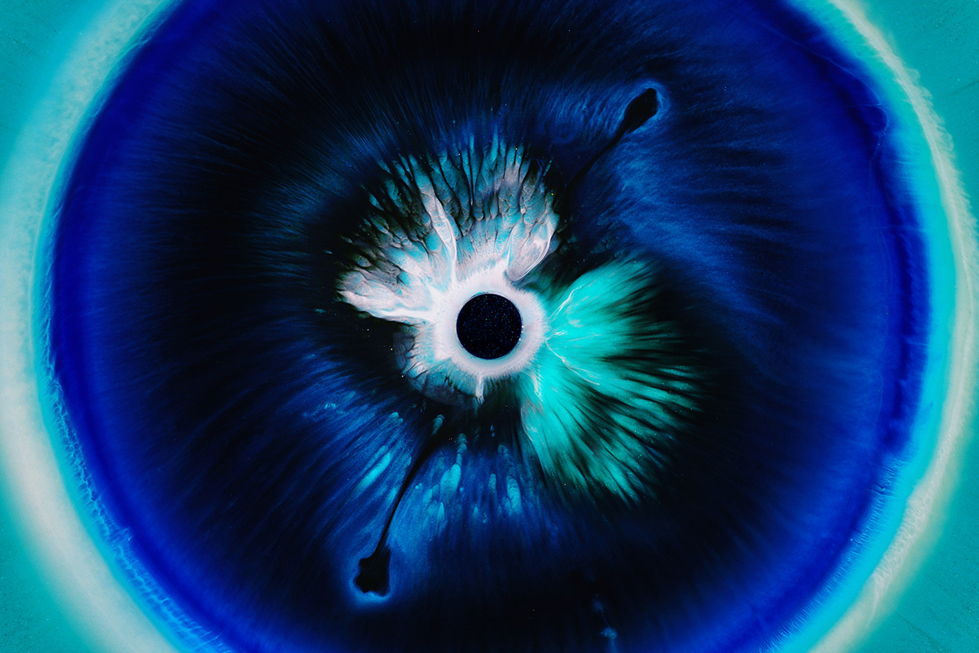 abstract art color eye Liquid photo Photography  sonyA7RIV wallpaper